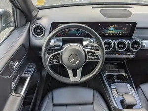 2020 Mer-cedes-B-enz GLB 250 Base VOITURE D'OCCASION PRÊTE À CONDUIRE SANS AUSSI FAIBLE KILOMÉTRAGE - Product Image 5