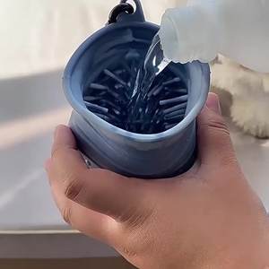 2 en 1 Dog Paw Cleaner Cup Soft Pet Dog Foot Cleaning Washer Brush - Product Image 2