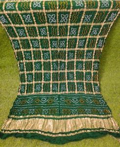 Dupatta de Seda Gajji Pura para Invitadas de Boda, Diseño Indio Tradicional, por el Fabricante - Product Image 1