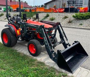 Tracteur agricole Top EK1-261 25 CV 4x4 à transmission par engrenages, haute sécurité, roues rouges - Product Image 3