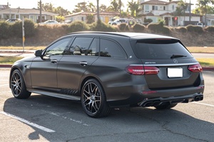 Mercedes-AMG E63 S Wagon Final Edition 2023 propre et neuf - Product Image 4
