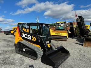 Chargeuse compacte sur pneus JCBB 260 d'occasion, machine de construction compacte haute performance avec moteur puissant et système hydraulique fiable - Product Image 3