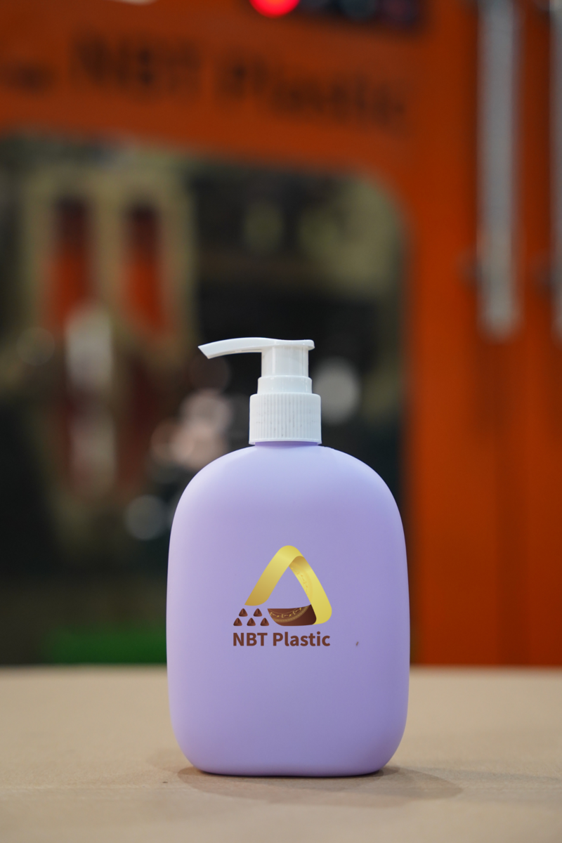 สีม่วงอ่อน