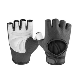 Vente en gros de haute qualité avec logo personnalisé par un bon fabricant nouveau style meilleur matériel avec le meilleur tarif pour les gants de fitness gym - Product Image 3
