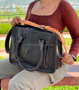 Gypsy Westernหนังวัวแท้ผู้หญิงแฟชั่นกระเป๋ามือด้วยมือToolledดอกไม้และSolitaireออกแบบพร้อมสต็อกกระเป๋า - Product Image 6