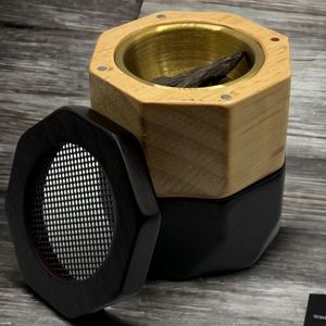 Quemador de Incienso Moderno de Madera con Soporte Negro Resistente al Calor, Diseño Minimalista, Quemador de Oud y Bakhoor, Decoración para el Hogar, Regalo Hecho a Mano de Primera Calidad - Product Image 3