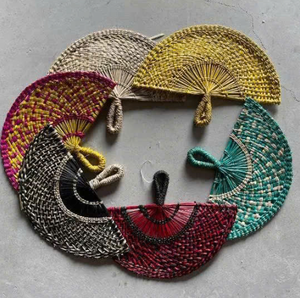 Abanico de algas marinas bellamente tejido para días de verano Bodas rústicas y acentos naturales para el hogar - Product Image 5