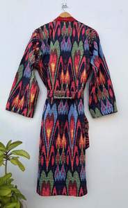 Veste d'hiver matelassée femme longue coton Kantha Robe multicolore imprimé fleuri Kimono de mariée vêtements de plage robe tissu floral - Product Image 4