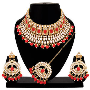 Timeless Treasure Plaqué Or Kundan Colliers Ras Du Cou Ensemble pour les Fêtes Cadeaux Fiançailles Fait de Bijoux en Alliage - Product Image 1