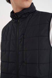 Gilet de ville coupe ajustée Gilet de poche à fermeture éclair Gilet imperméable Randonnée en plein air - Product Image 4