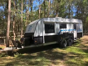 Perfect Hardtop Multifuncional Off-Road Camping Remolque Caravana Suspensión independiente LED High-End - Product Image 3