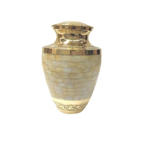 โกศทองเหลืองสลักลายดอกไม้สำหรับผู้ใหญ่โกศใส่ของชำร่วยงานศพ - Product Image 2