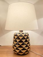 Lampe de table design moderne en bois électrique avec LED, prix direct usine, design incroyable, prix bas, fabriquée en Inde