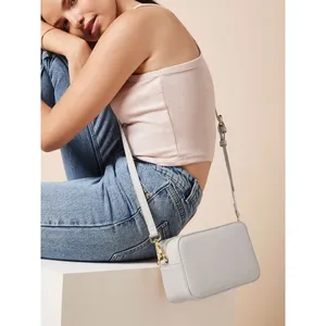 Sac fourre-tout structuré personnalisable à bandoulière pour merchandising – Produit promotionnel haut de gamme - Product Image 4