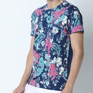 Camiseta de hombre de algodón liso de poliéster 100% del fabricante, impresión por sublimación personalizada, estilo informal, diseño en blanco de Venta caliente - Product Image 2