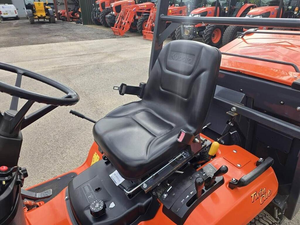 Cortadora de césped Kubota G23-II de grado comercial con caja recolectora de césped - Product Image 5