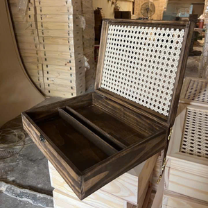 Coffrets cadeaux en bois et en bambou fabriqués à la main de conception de luxe élégante de qualité supérieure forme rectangulaire pour les emballages de vente en gros au détail les plus vendus - Product Image 4