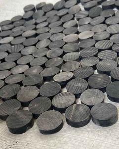 Boutons noirs en corne de buffle de haute qualité Boutons sculptés polyvalents de style animal pour chemises et vêtements par l'artisanat du croissant - Product Image 1