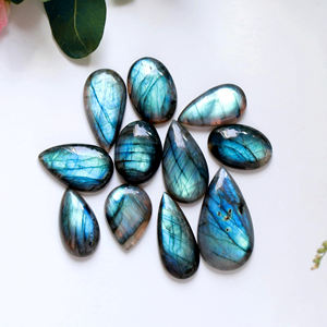 หินลาบราโดไรต์เปลี่ยนสีธรรมชาติ สำหรับทำเครื่องประดับ ขายส่งจำนวนมาก - Product Image 3