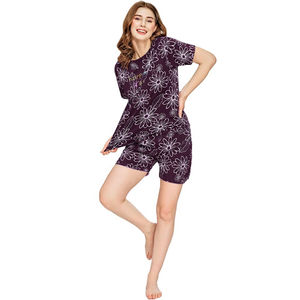 Vente flash Ensemble deux pièces pour femmes imprimé étoile d'hiver T-shirt et short Logo personnalisé 100% coton Tissu léger - Product Image 3