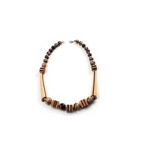 Nouveau collier en bois de haute qualité pour les fêtes et les mariages, bijoux faits à la main, très demandés - Product Image 6