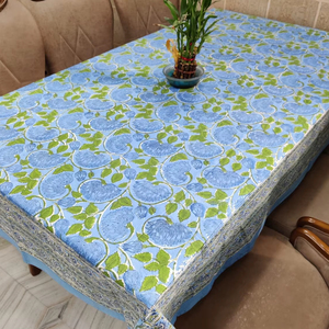 Nappe élégante 100% coton faite à la main au motif floral fait à la main - Product Image 1