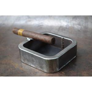 Cendrier en métal personnalisé au design unique avec qualité supérieure couleur cuivre antique forme et couleur personnalisables prix - Product Image 2