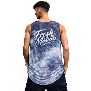 เสื้อกล้ามผู้ชายสีน้ำเงินลายมัดย้อมพร้อมตัวอักษรแบบโมเดิร์นสไตล์สตรีทแวร์สำหรับออกกำลังกาย - Product Image 2