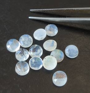 Pierre de lune arc-en-ciel naturelle 4mm-30mm ronde Rose coupe dos plat pierres précieuses en vrac en gros pour la fabrication de bijoux - Product Image 3