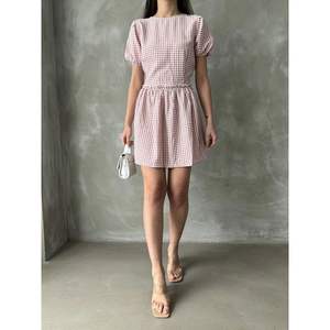 Robes décontractées Topshow - Rose poudré, col rond, vente en gros - Product Image 4