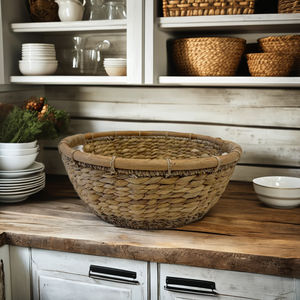 ตะกร้าเก็บของทรงกลมทำจากผักตบชวา ทออย่างประณีต เป็นมิตรต่อสิ่งแวดล้อม ใช้ได้หลากหลายสำหรับจัดเก็บของในบ้าน - Product Image 5