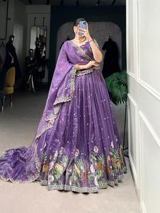 Blusa de estilo indio pakistaní para mujer Full Gold Crush Lehenga Choli Dupatta con bordado para fiestas de verano bodas - Product Image 2