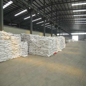 Engrais à l'urée prélivrée de la meilleure qualité - Product Image 1