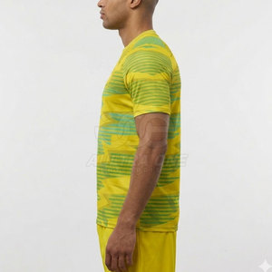 Maillot de football léger et de haute qualité pour homme – Tenue de sport élégante, respirante, écologique, à séchage rapide, à manches courtes, idéal pour l'entraînement - Product Image 5