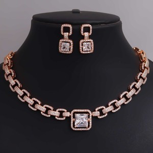 Conjunto de Collar y Aretes Plateados de Primera Calidad para Mujer, Aleación de Alta Calidad y Piedras de Circonio (AD), Regalo Moderno para Bodas y Fiestas - Product Image 2