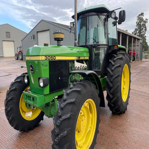 Tractor agrícola JD usado en venta | Tractor Agrícola Utilitario John Deere 3050 de 90HP, 4WD, Fabricado en Alemania, Diésel de 6 Cilindros, en Venta - Product Image 1