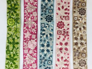 Bordure en dentelle brodée à la main en fil de coton de luxe, fantaisie, motif floral, pour robes, saris, dupatta, romantique, traditionnel, multi - Product Image 2