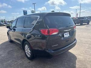 2025 asequible cChry-slerr Voy-ager LX - Product Image 3