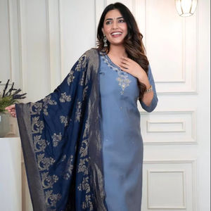 ชุดเดรสผ้าไหมพิมพ์ลายชุดยาวสไตล์อินเดีย Kameez dupatta สไตล์ดั้งเดิมสำหรับงานแต่งงานงานปาร์ตี้ - Product Image 1