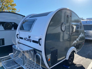 Achetez une toute nouvelle remorque de voiture NuCamp TAB 400, capacité de charge de 2001 à 3000 kg, dimensions 36x8x11 pieds, prix abordables, livraison mondiale - Product Image 1