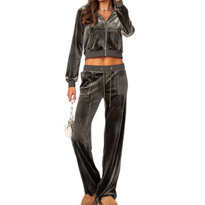 Ensemble survêtement en velours personnalisé deux pièces, pantalon évasé brodé, ensemble de sweat-shirts à capuche courts, fermeture éclair, strass, survêtement en velours pour femmes - Product Image 1