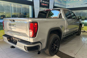 2024 USADO 2017 Si-e-r-ra 1500 Elevation Crew Cab 4WD - Product Image 3