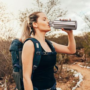 Bouteilles d'eau de sport en acier inoxydable 26O Z Bouteille d'eau en acier inoxydable 18/8 à paroi unique avec poignée - Product Image 4