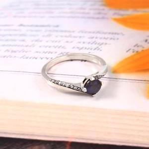 Anillo de compromiso y boda clásico de plata de ley 925 con piedra natural única de cianita de Shama Gems Jewels para hombre, tercera talla - Product Image 2