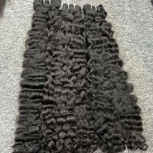 Cheveux lâches profondément bouclés dans la trame, Extensions de cheveux crus en gros, à partir de cheveux humains crus - Product Image 1