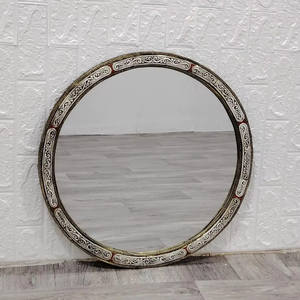 Designer Round Simple Bone Inlay Mirror L'accent de décoration intérieure élégante ajoute du charme et de la sophistication aux espaces traditionnels modernes - Product Image 1