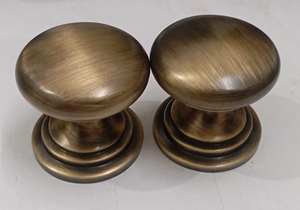 Poignées et boutons en fer pour armoires de cuisine et de salle de bain, quincaillerie pour une organisation efficace des tiroirs - Product Image 4