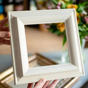 Cadre photo en bois personnalisé Couleur naturelle Créatif Luxe Rustique Fait à la main Haute qualité Décoration murale Cadre photo - Product Image 1