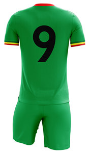 Uniforme de football en polyester de haute qualité Logo personnalisé imprimé à bas quantité minimale de commande maillot de football personnalisé par sublimation maillots hauts maillot de football - Product Image 3