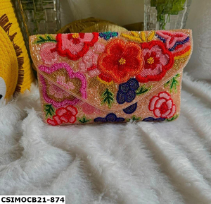 Pochettes de mariée de créateur artisanales avec broderie de perles en pierre de cristal parfaites pour les occasions spéciales et les événements sophistiqués - Product Image 6